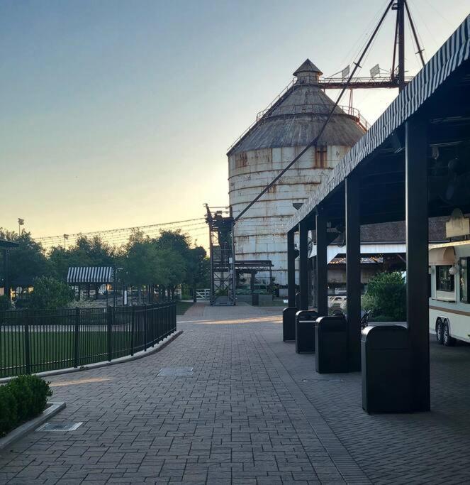 Silo View - Heart Of Downtown Διαμέρισμα Waco Εξωτερικό φωτογραφία