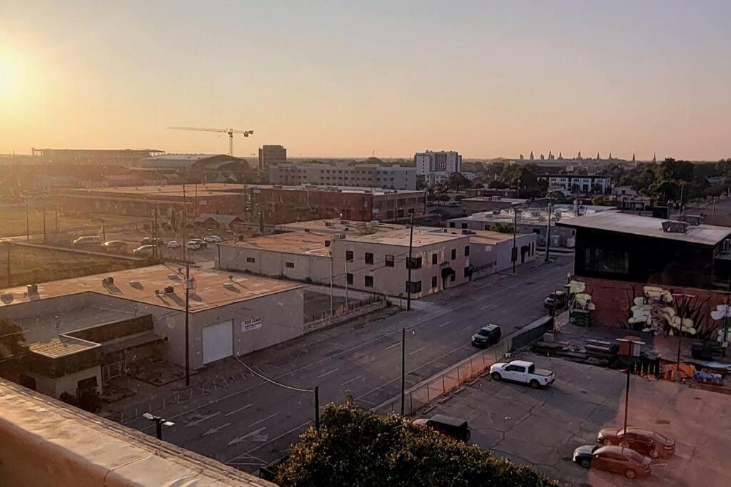 Silo View - Heart Of Downtown Διαμέρισμα Waco Εξωτερικό φωτογραφία